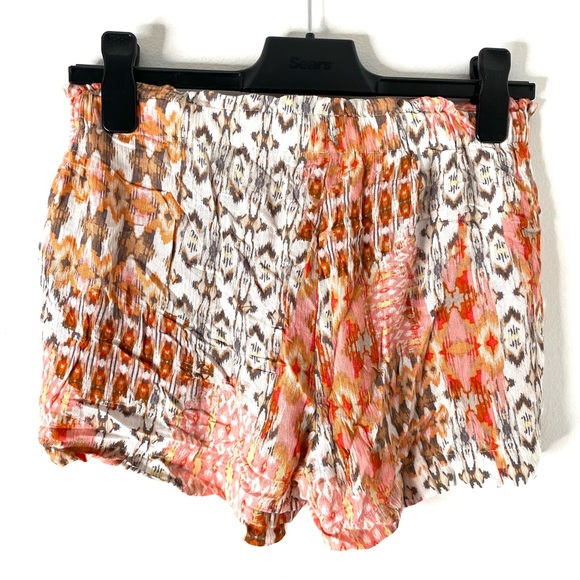 Kut from the Kloth Colourful High Waist Shorts - Picture 3 of 5